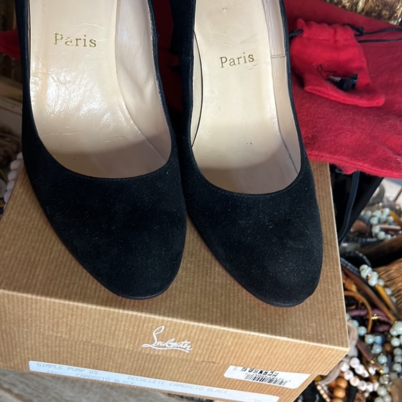 CHRISTIAN LOUBOUTIN SIMPLE SUEDE PUMP CLASSIC SHOES SZ 38.5 Décolleté Camoscio - Picture 3 of 10